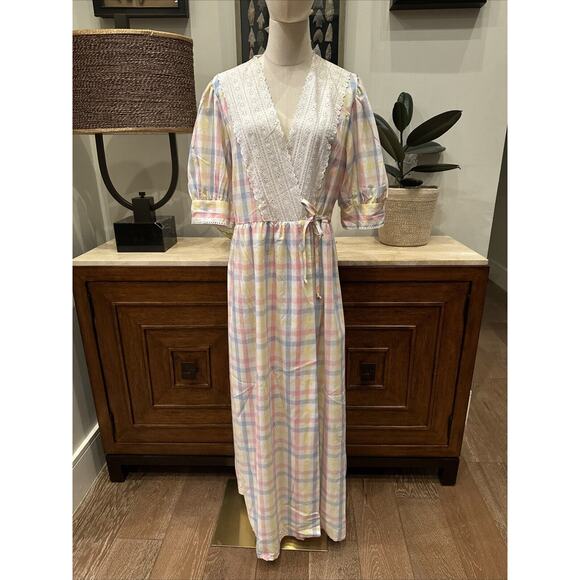 VINTAGE LANZ OF SALZBURG SIZE LARGE PLAID LACE WRAP DRESS ROBE POCKETS MAXI EUC
